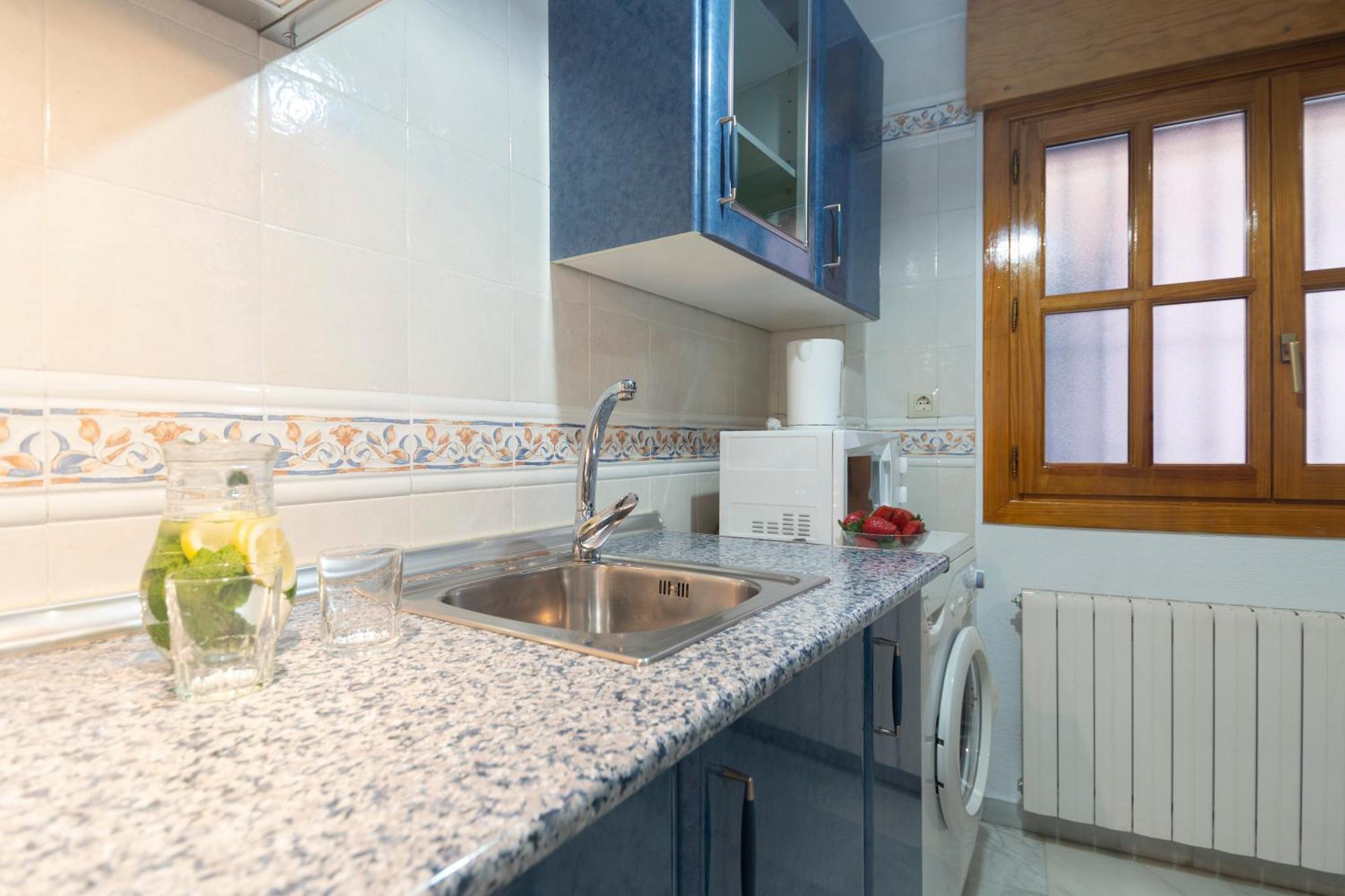Apartment Adultos Centro Nueva De La Virgen 2 Free Parking