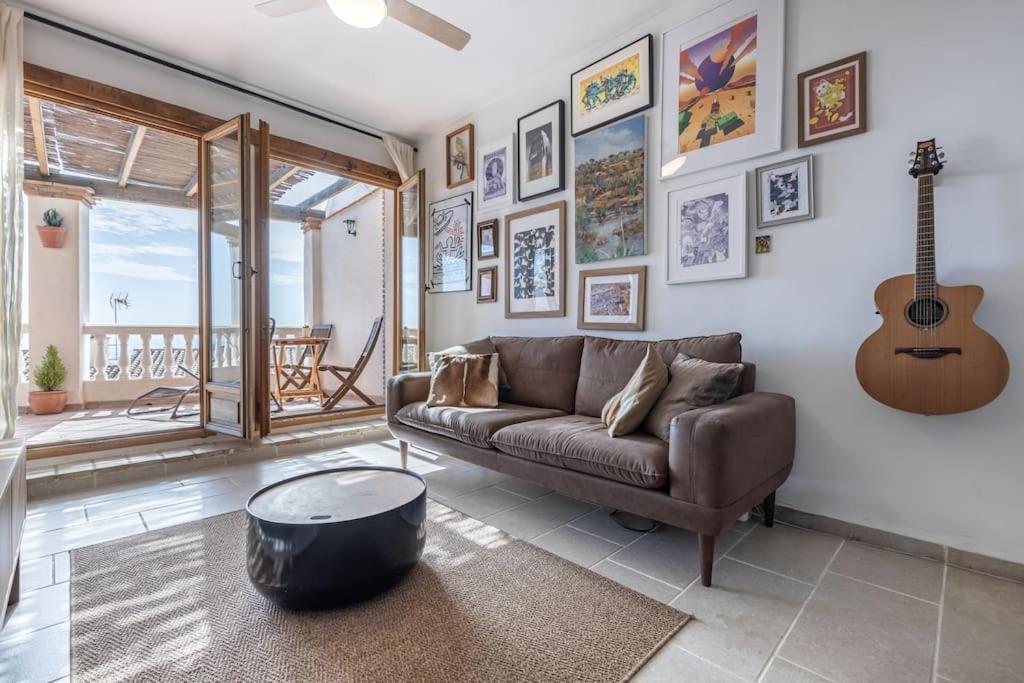 Casa Luna - Townhouse In With Open Terrace