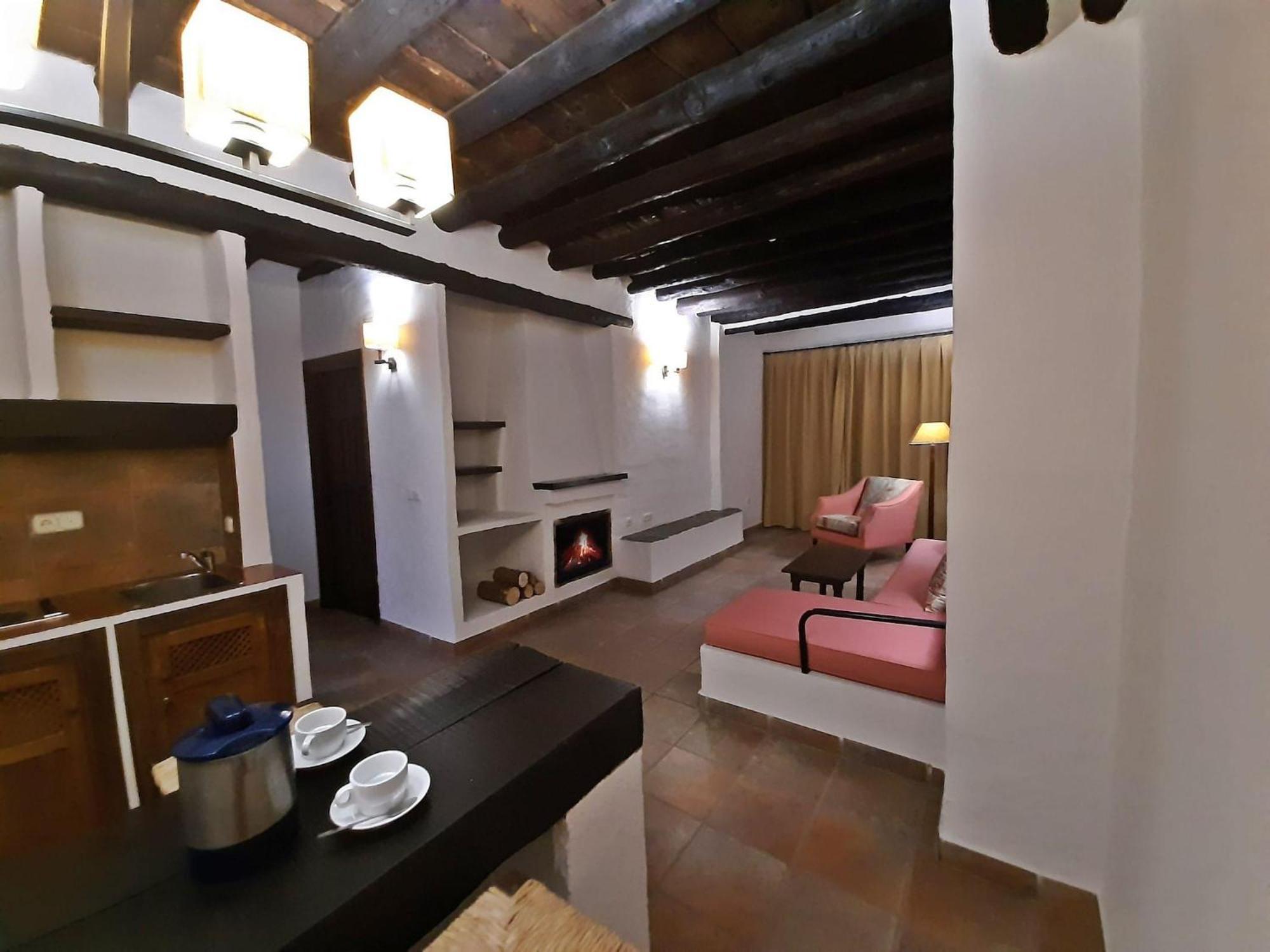 Romantic In With Shared Pool * Granada