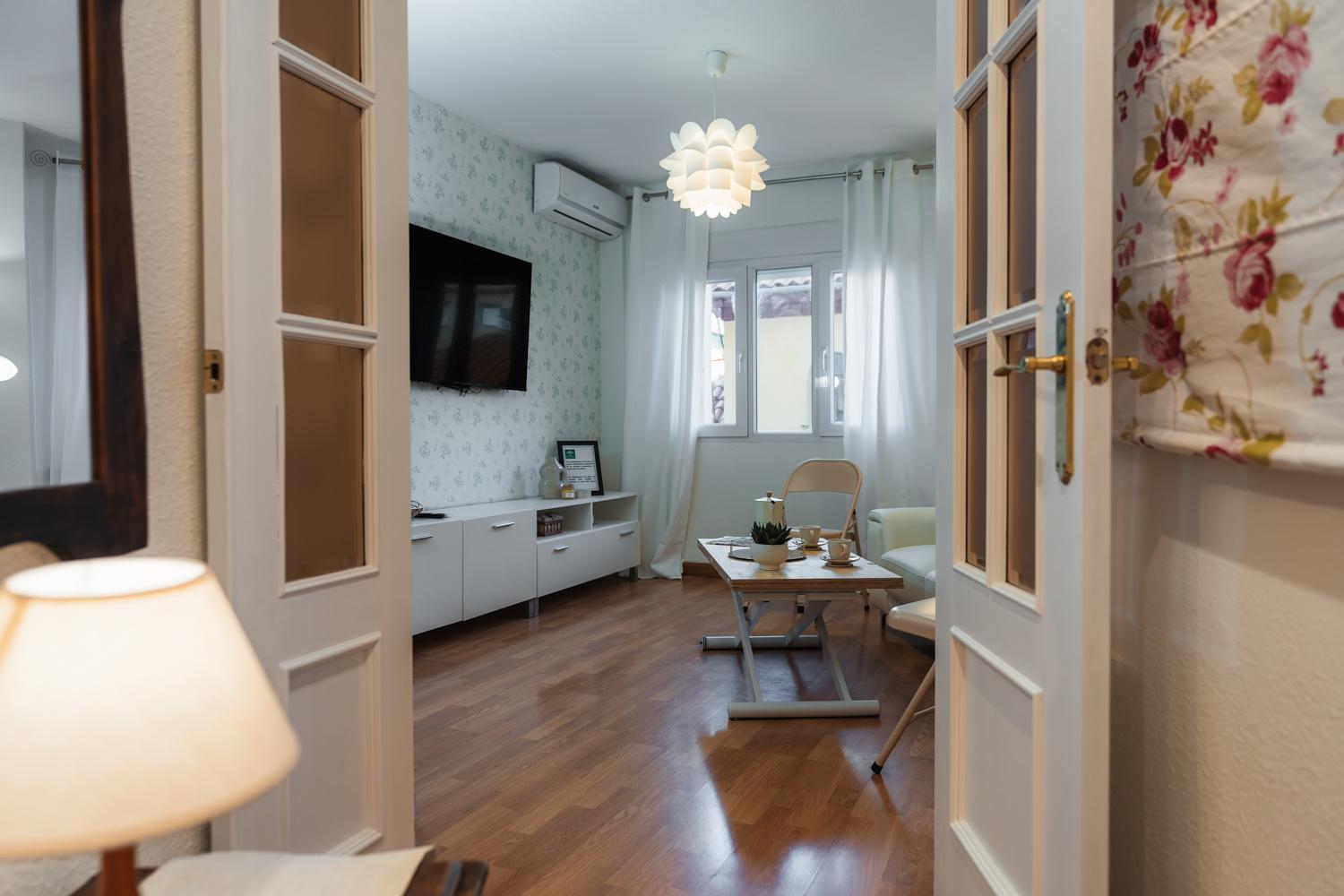 Apartment Tuguest Maestro Breton Granada