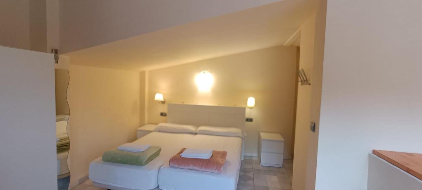 Nhà trọ White Nest Granada