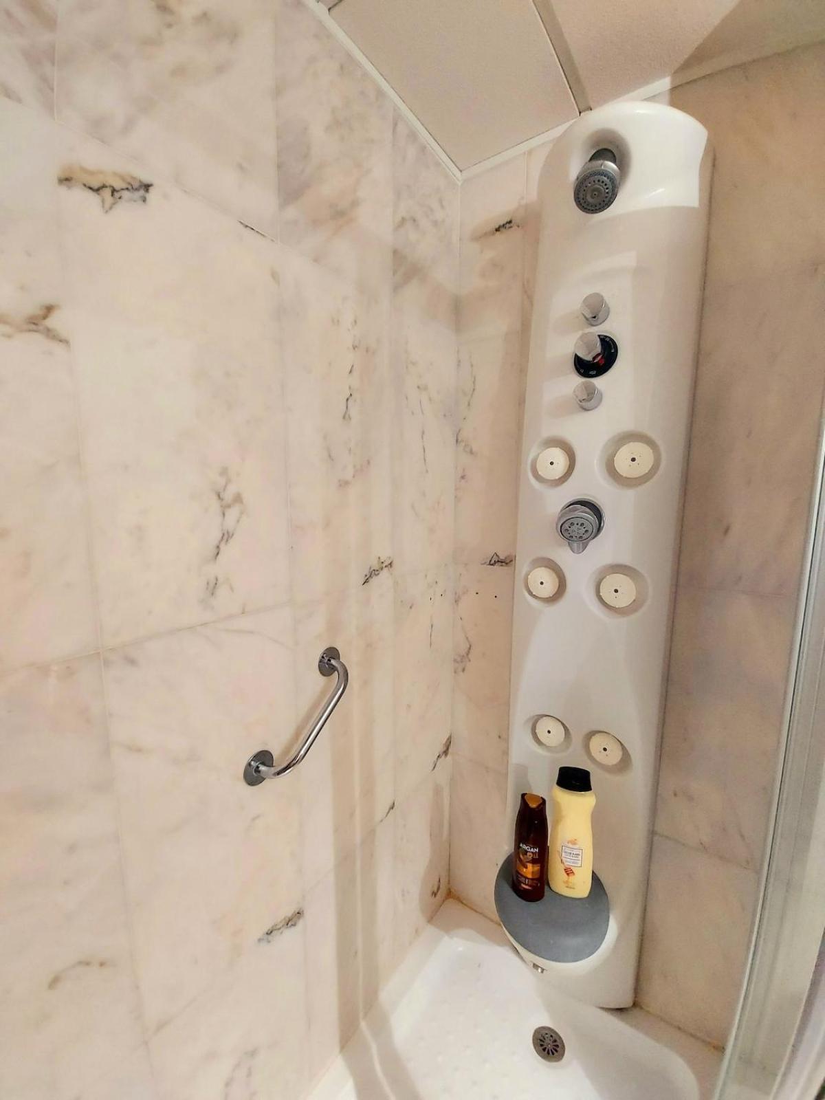 Acogedor En El Centro Con Aparcamiento Apartment Granada