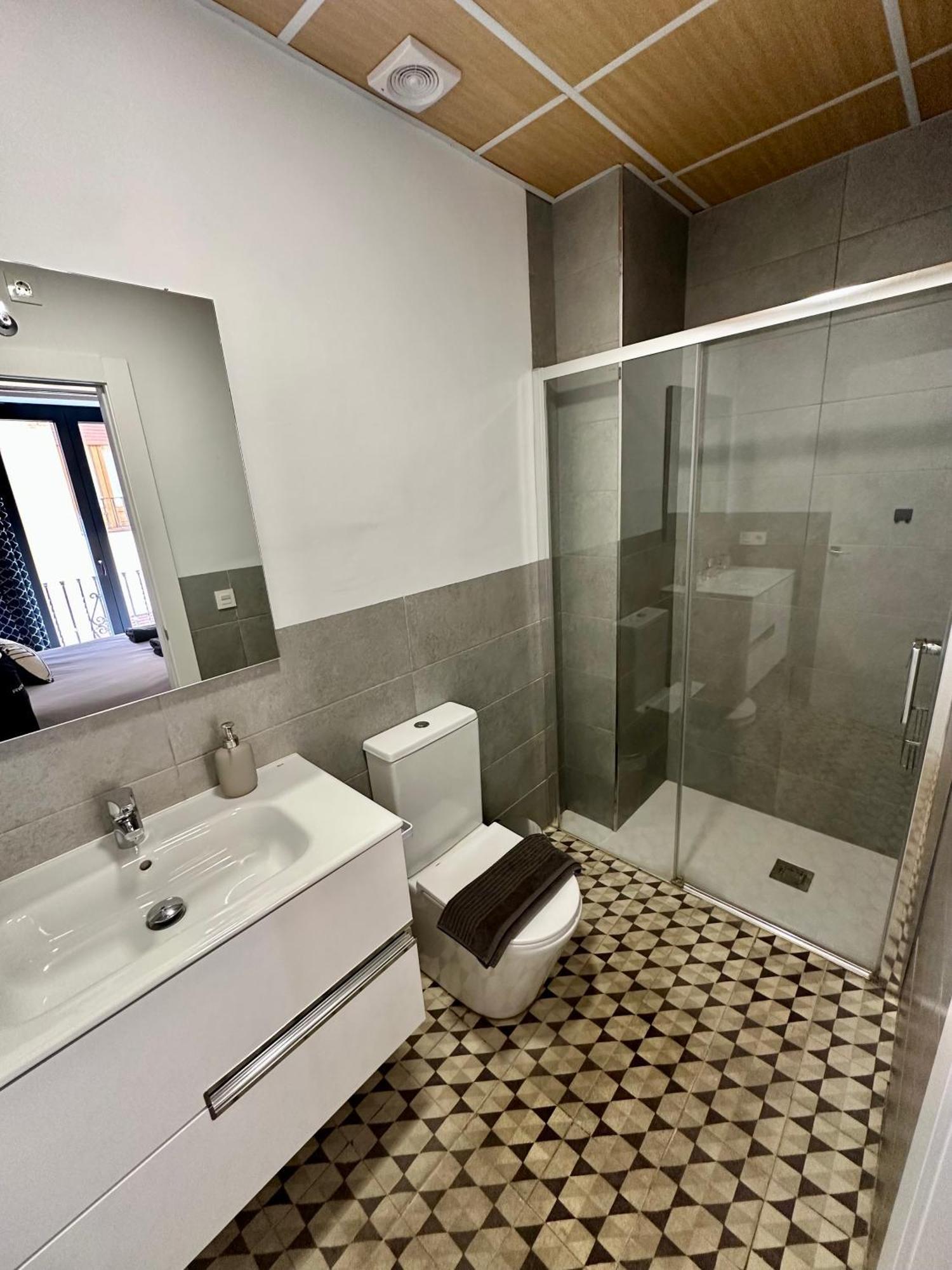 Apartment H&h Alhambra