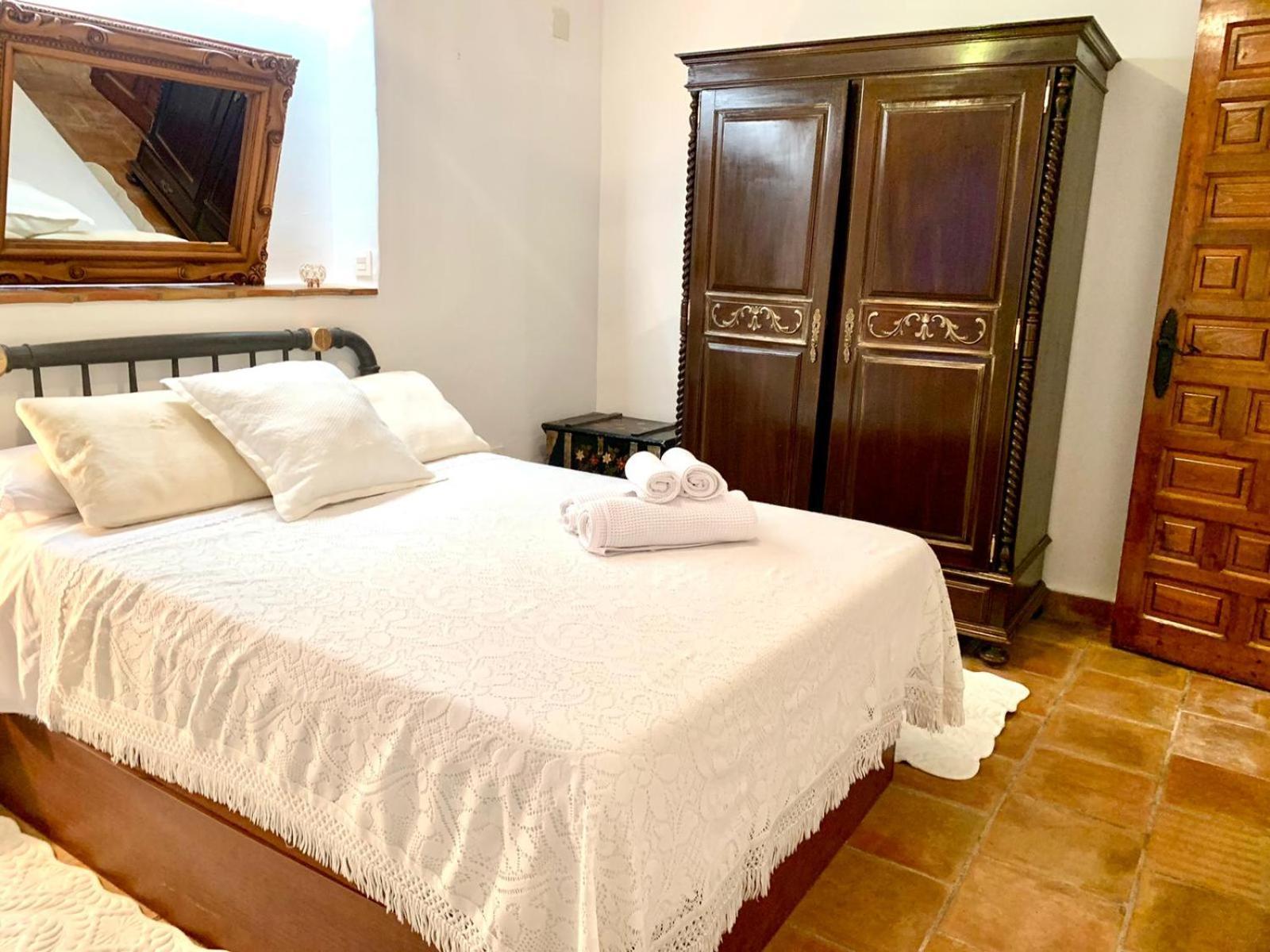 Casa Basilia Homestay *