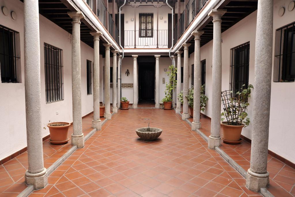 Adanar-Las Columnas