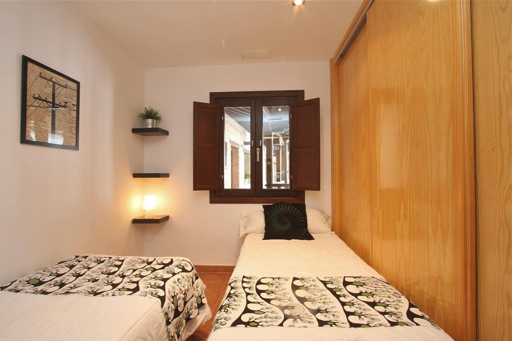 Inside Casa De La Alberca Căn hộ Granada