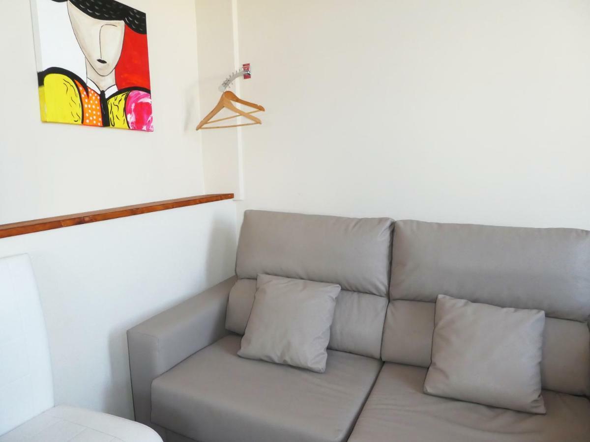Apartment Apartamentos Mesones 3000