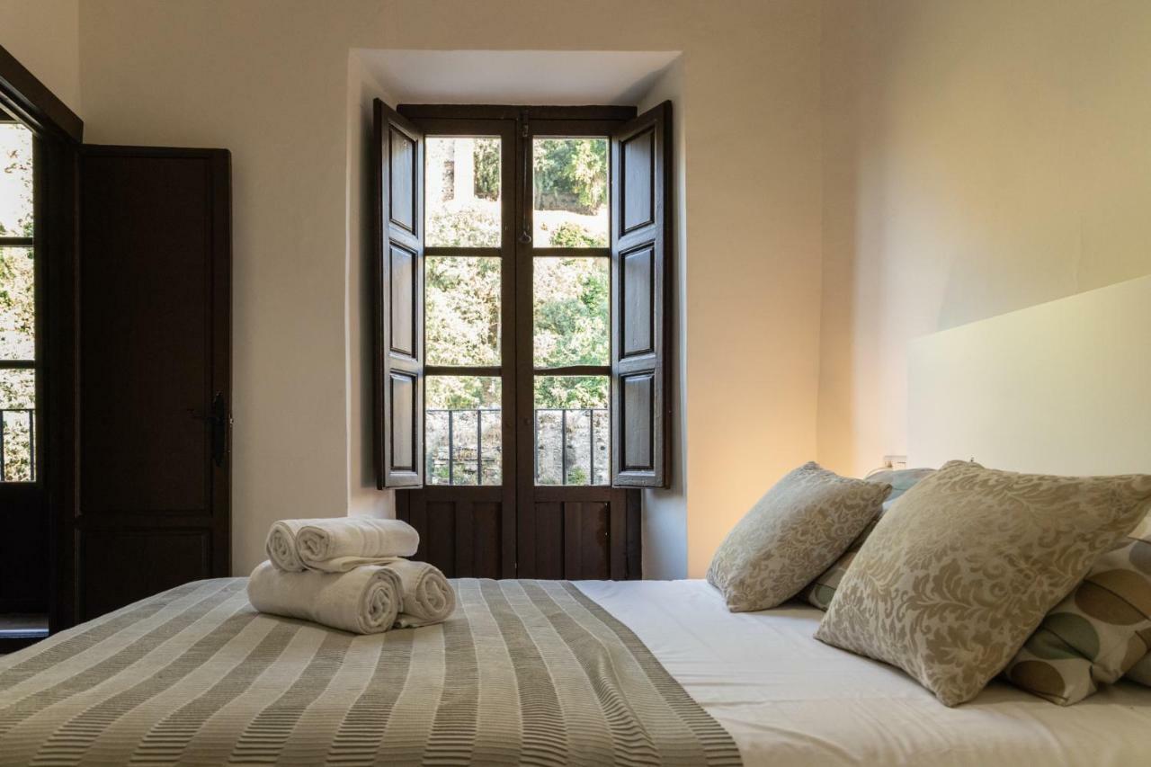 Alhambra Sonder Apartments *
