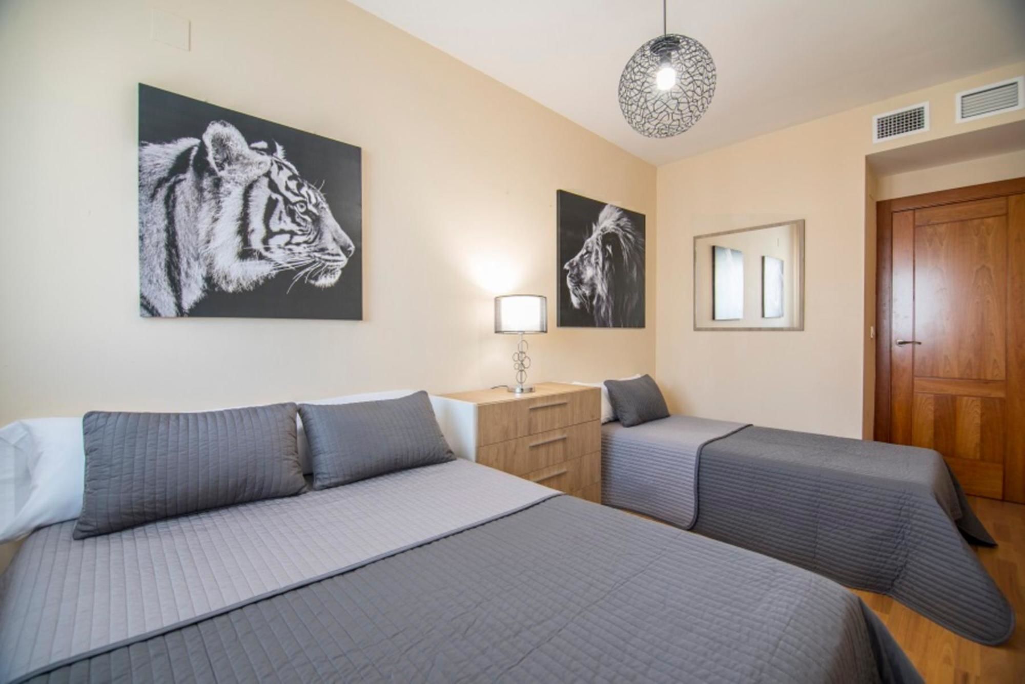 Enjoygranada Emir 3a Piscina Gym And Parking Apartment *