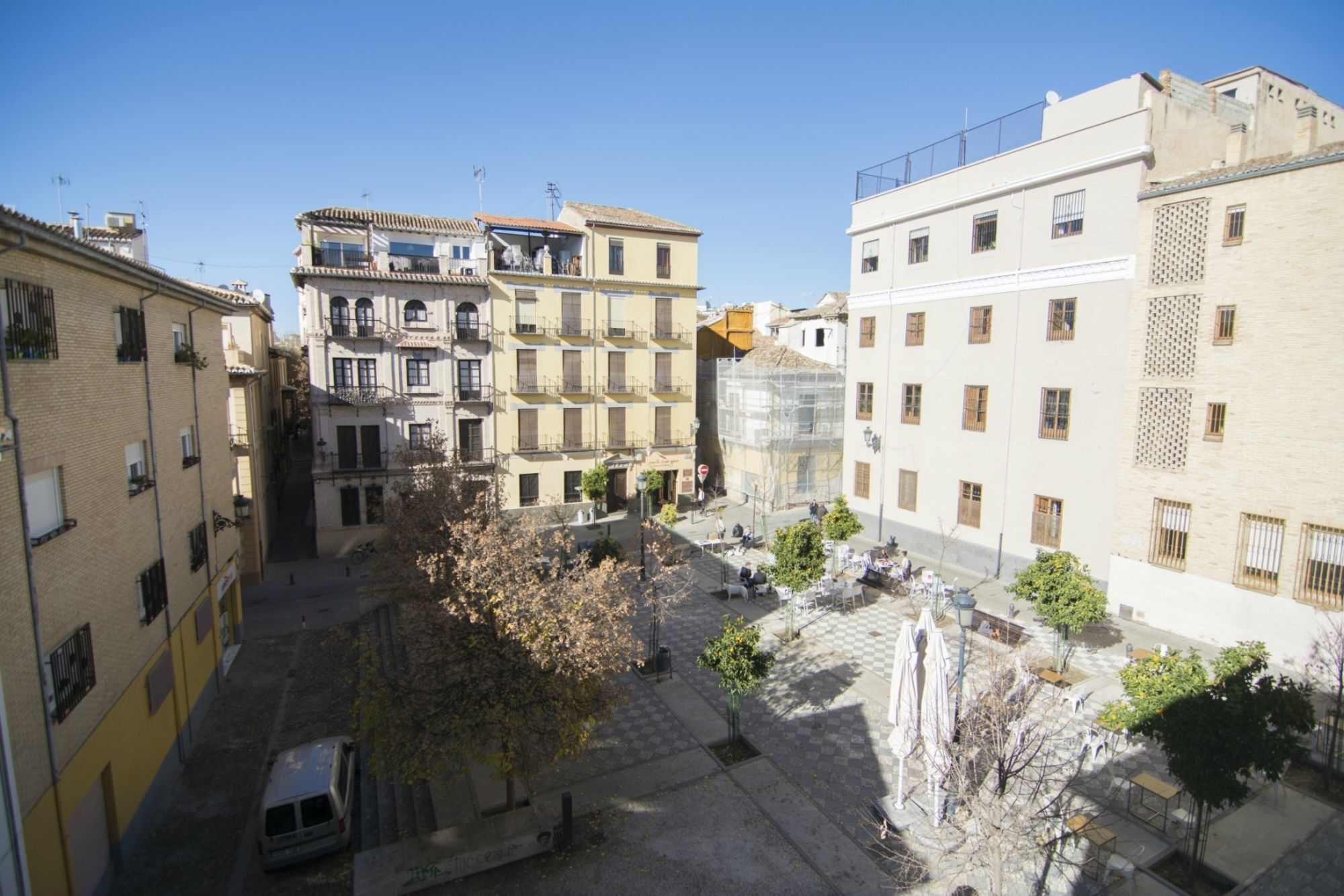 Centro Junto Calle Navas Granada