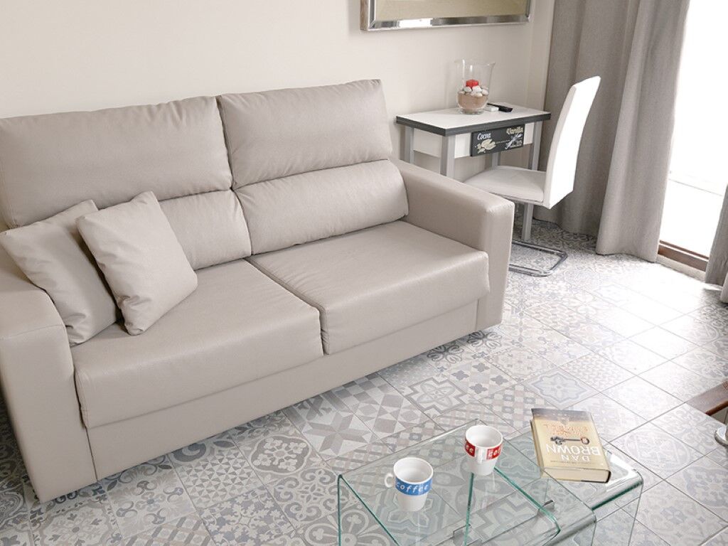 Apartamentos Mesones 3000