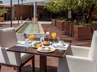 Barcelo Congress Hotel 5*